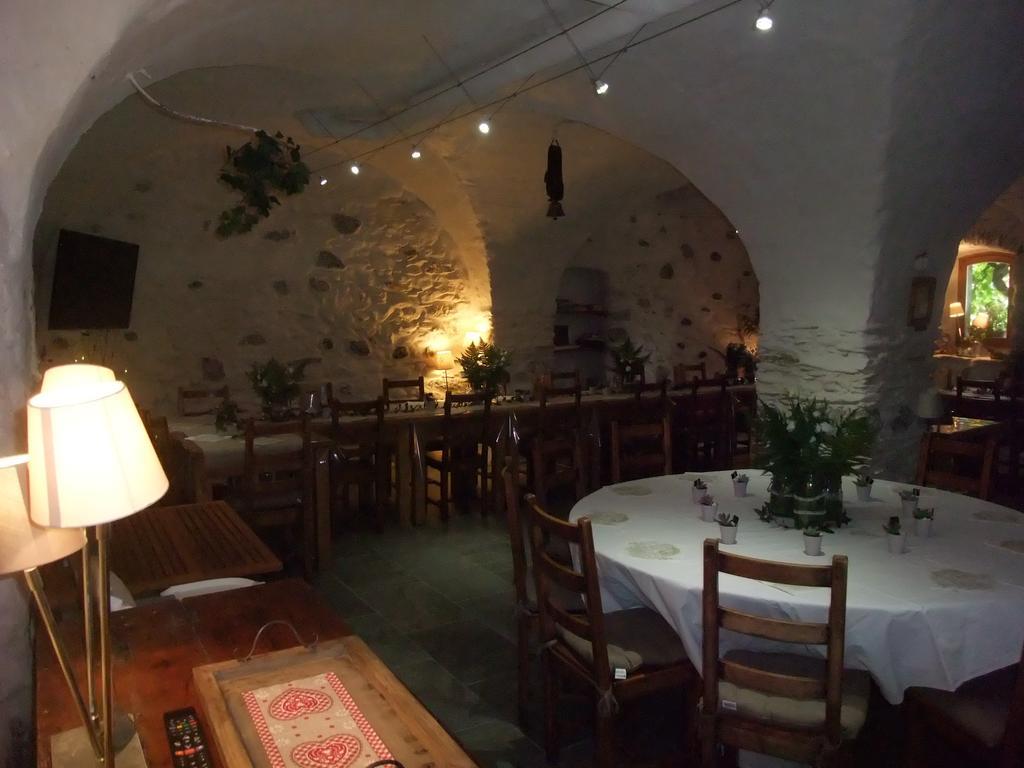 Le Domaine Du Grand Cellier Chambres D'Hotes En Savoie Tournon-sur-Rhône Exteriör bild