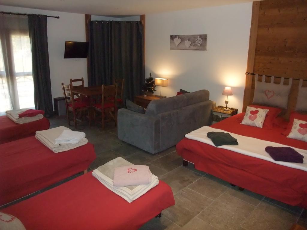 Le Domaine Du Grand Cellier Chambres D'Hotes En Savoie Tournon-sur-Rhône Exteriör bild