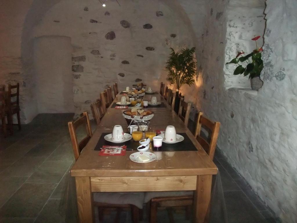 Le Domaine Du Grand Cellier Chambres D'Hotes En Savoie Tournon-sur-Rhône Exteriör bild